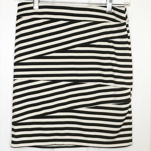 LC Lauren Conrad pencil skirt